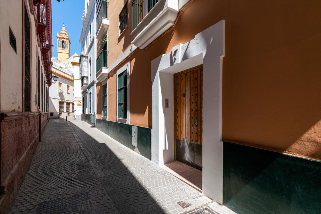Holi-Rent Estrella Apartment Seville Ngoại thất bức ảnh